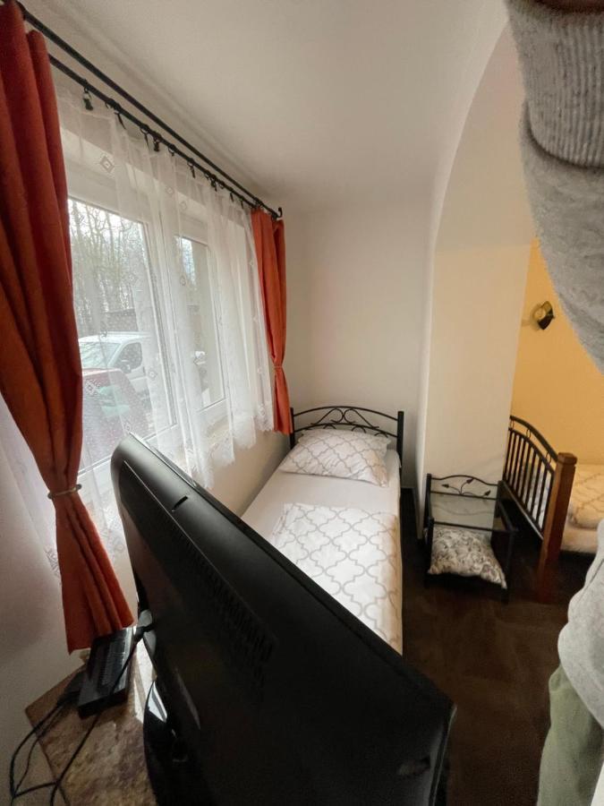 Chata Korenný vrch Pezinská Baba Pezinok Exterior foto